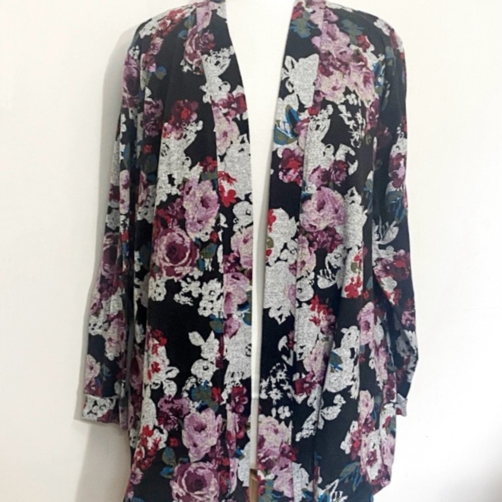 Lane Bryant Pink and Black Dark Floral Knit Longer Length Cardigan Jacket 22/24